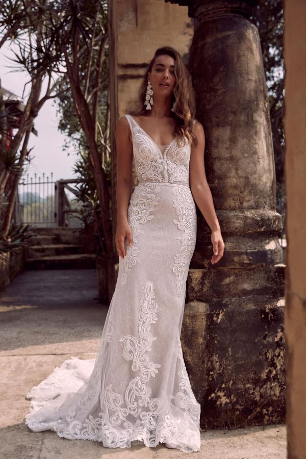 COCO-EY097-EVIE-YOUNG-BRIDAL4