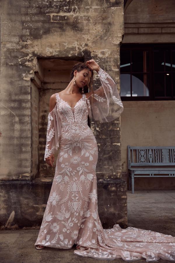 EMBER-EY099-EVIE-YOUNG-BRIDAL3