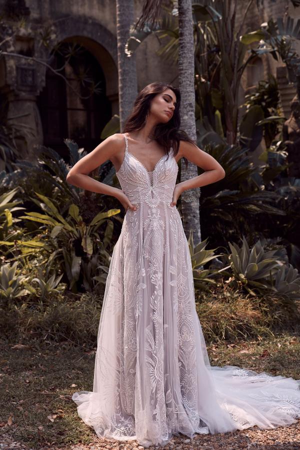 QUEST-EY006-EVIE-YOUNG-BRIDAL1