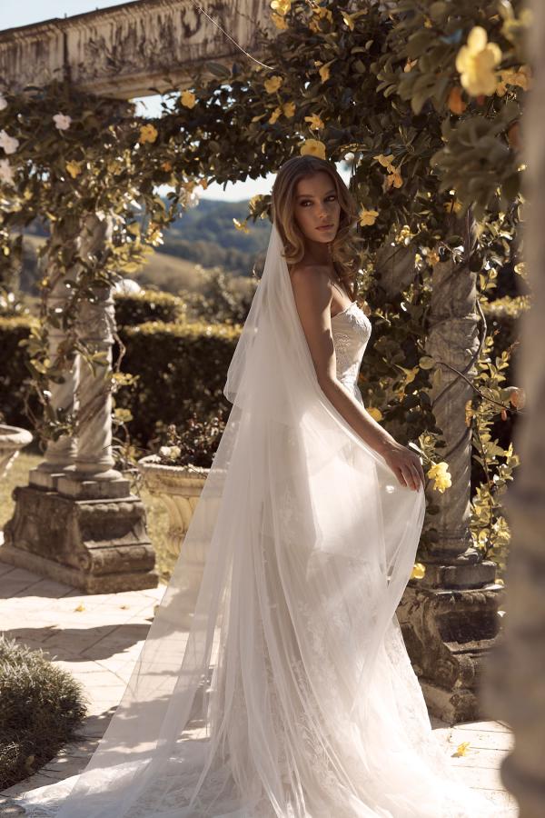 BRIELLE VEIL V955 TWO TIERED CATHEDRAL LENGTH WITH LACE APPLIQUES EDGE PAIRED WITH GOWN ML19255 VEIL MADI LANE BRIDAL2