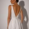 GRAYSON_EY385_9