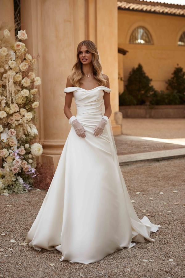 Viviana-Milla Nova-Princess Gown Wedding Dress