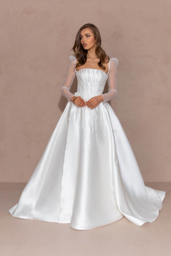 LENA_EY409_15