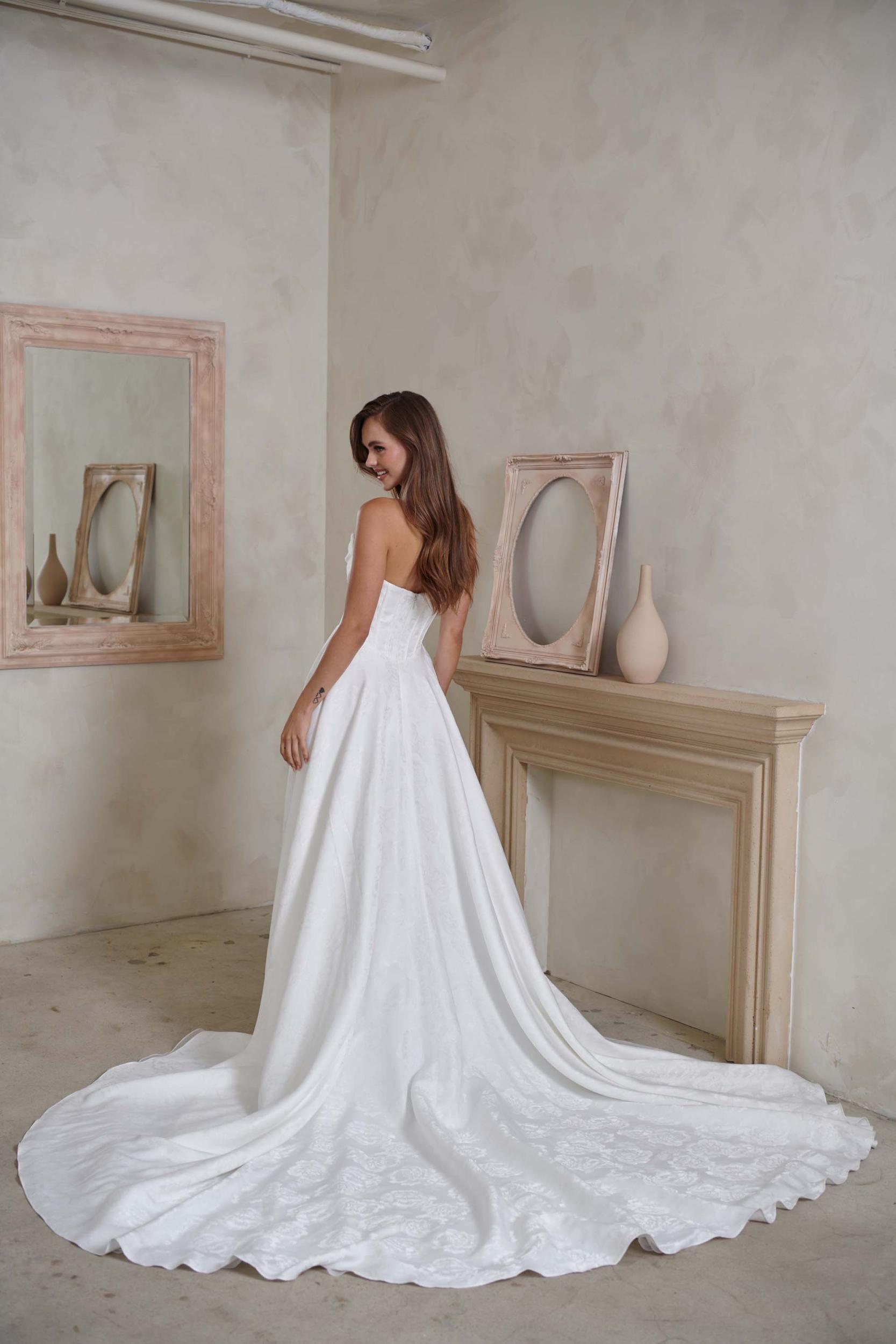 Greer Strapless Princess Wedding Dress